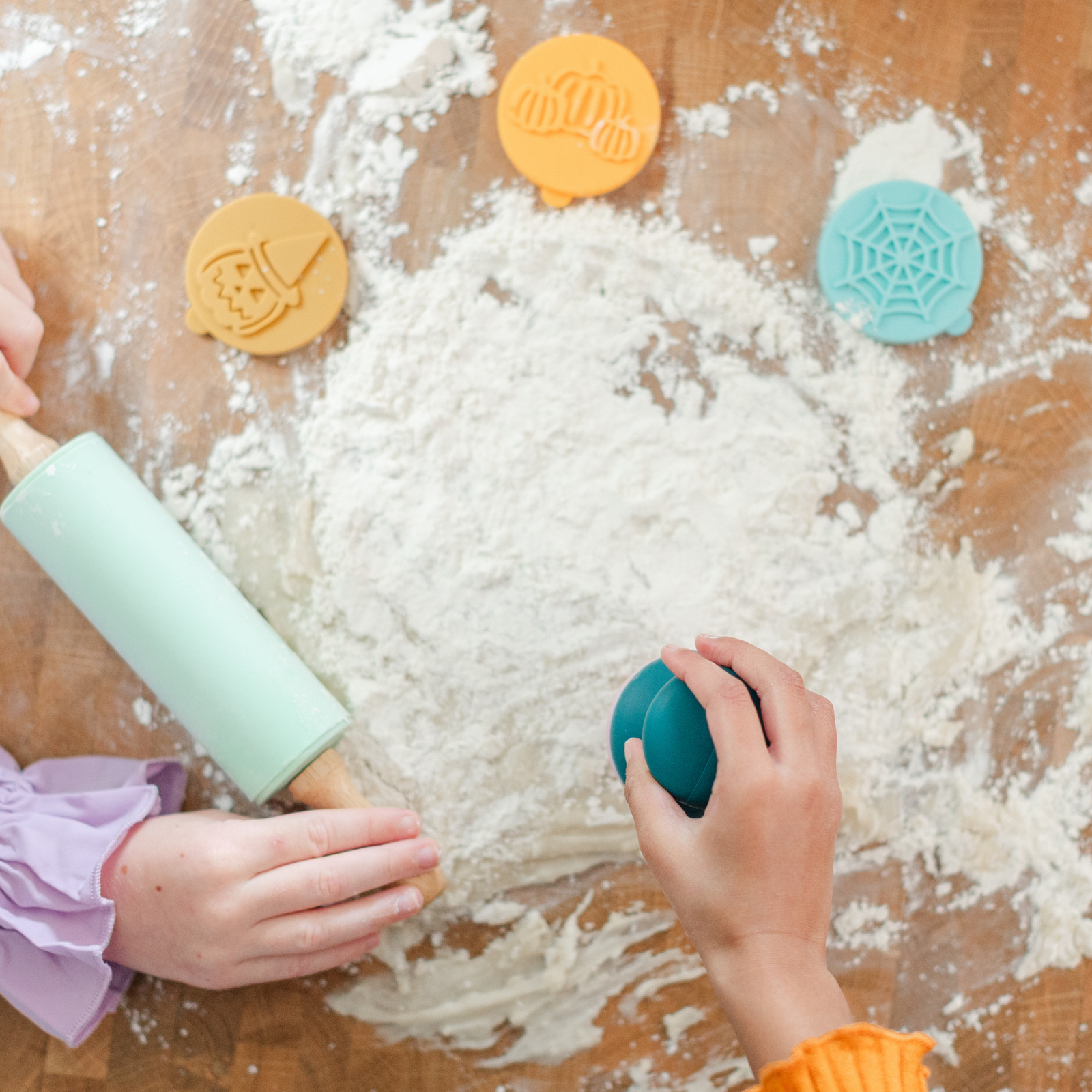 Trick or Treat Street  Baking Set, Daydream Society