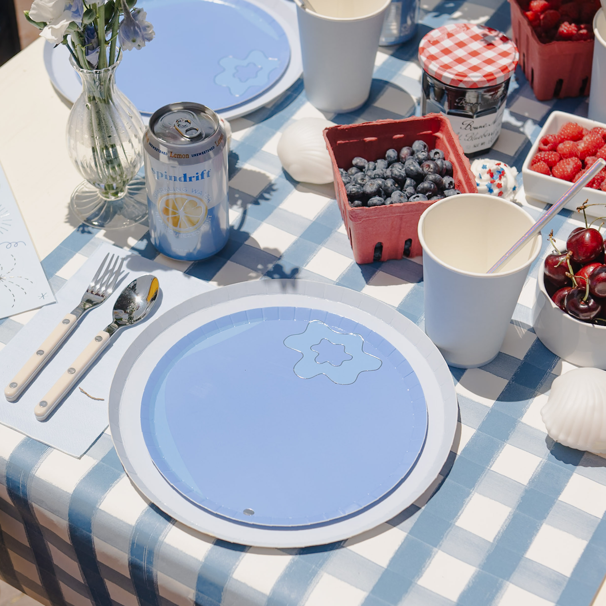 Le Dinner Blueberry Dessert Plates